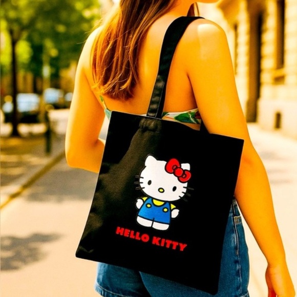 Hello Kitty Black Graphic Tote black bag New with tags - Picture 2 of 8